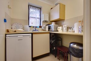 Communal Lounge/Kitchenette- click for photo gallery